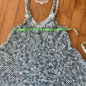 EUC. Free People knit sequined tank top